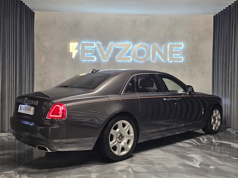 Rolls Royce Ghost foto 7