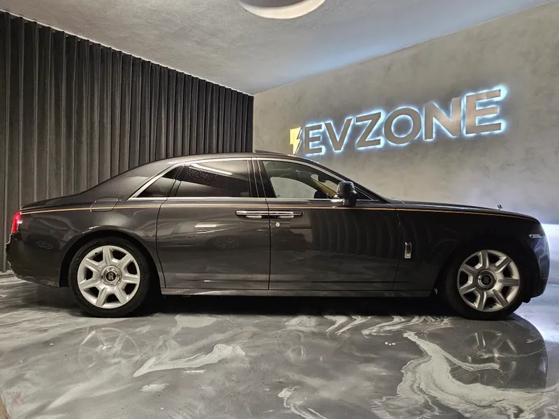 Rolls Royce Ghost foto 8