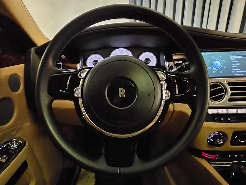 Rolls Royce Ghost foto 14