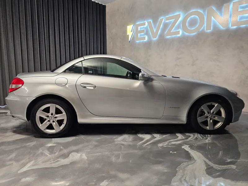 Mercedes Benz SLK 200 foto 9