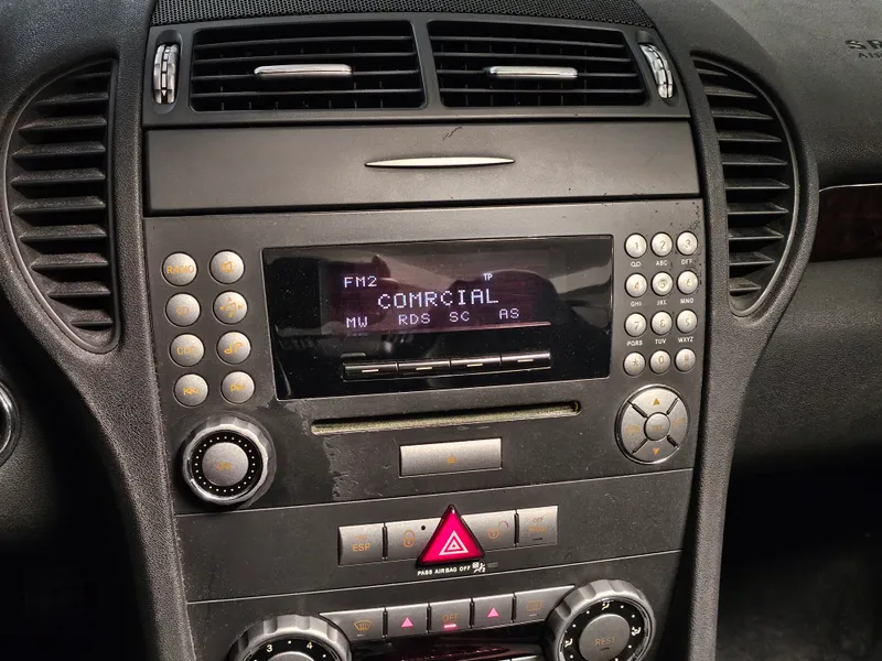 Mercedes Benz SLK 200 foto 15