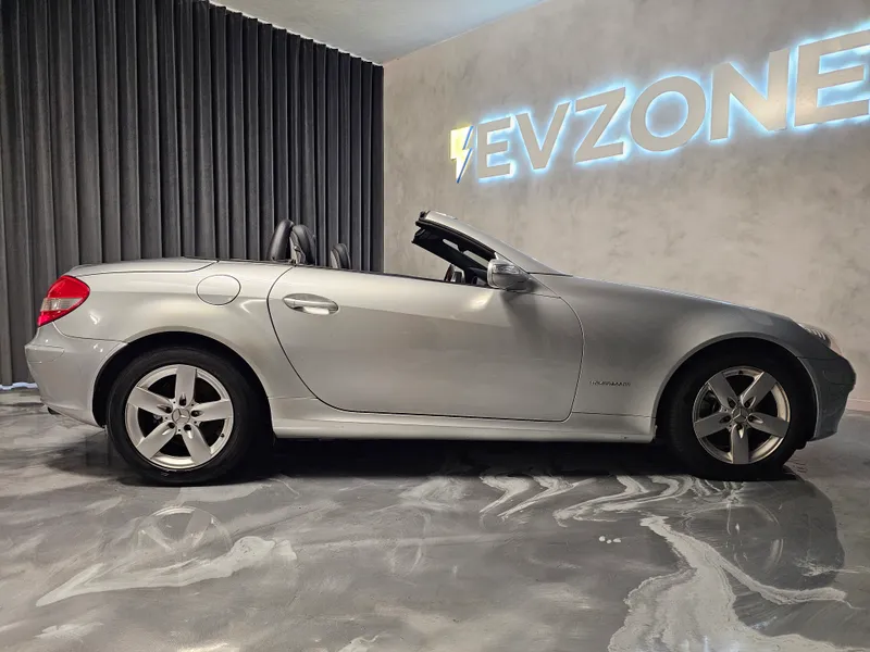 Mercedes Benz SLK 200 foto 8