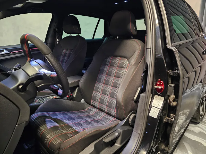 Volkswagen Golf foto 18