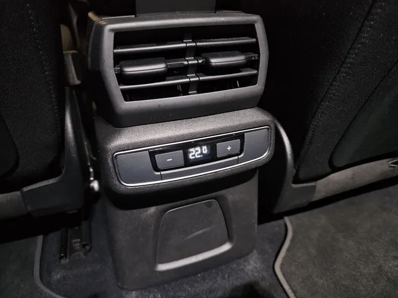 Audi Q4 Sportback e-tron foto 24