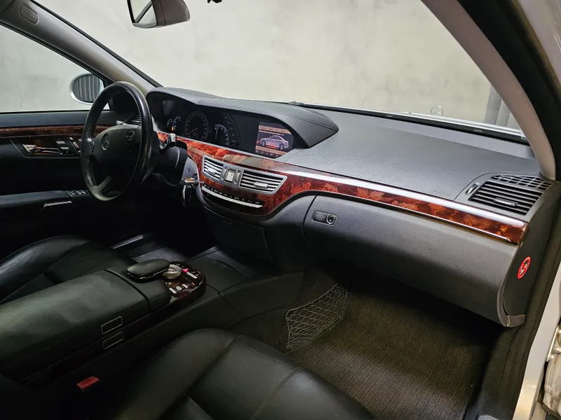 Mercedes Benz S 320 foto 11
