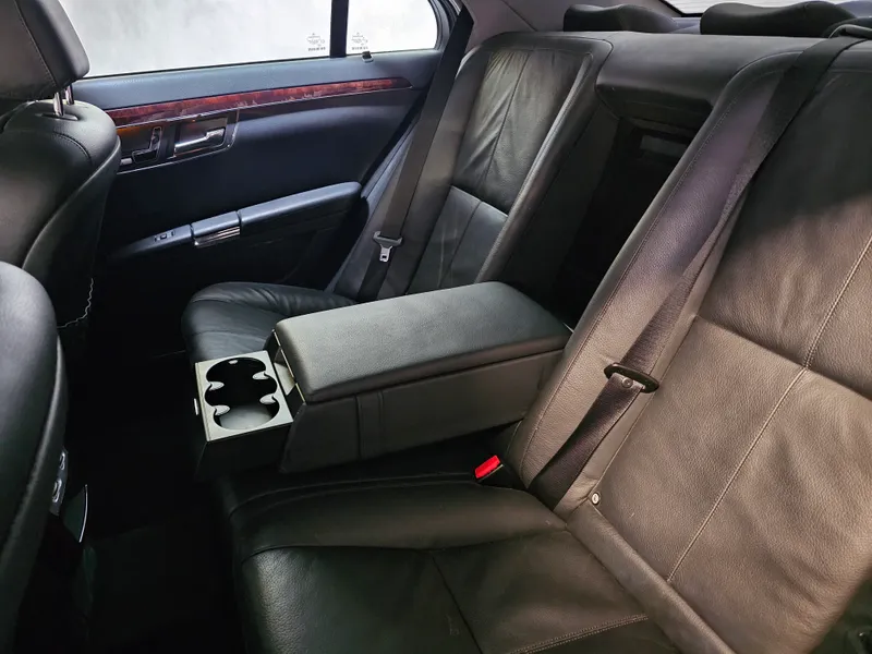 Mercedes Benz S 320 foto 24