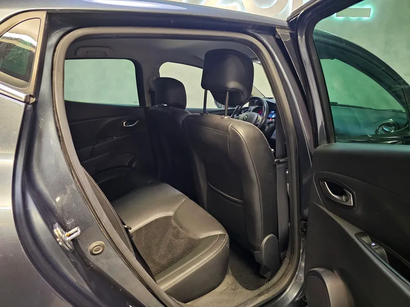 Renault Clio foto 23