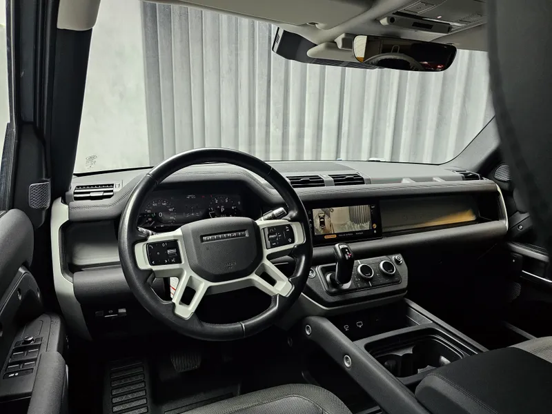 Land Rover Defender foto 7