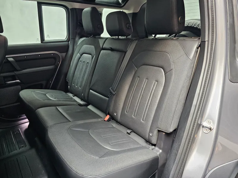 Land Rover Defender foto 24