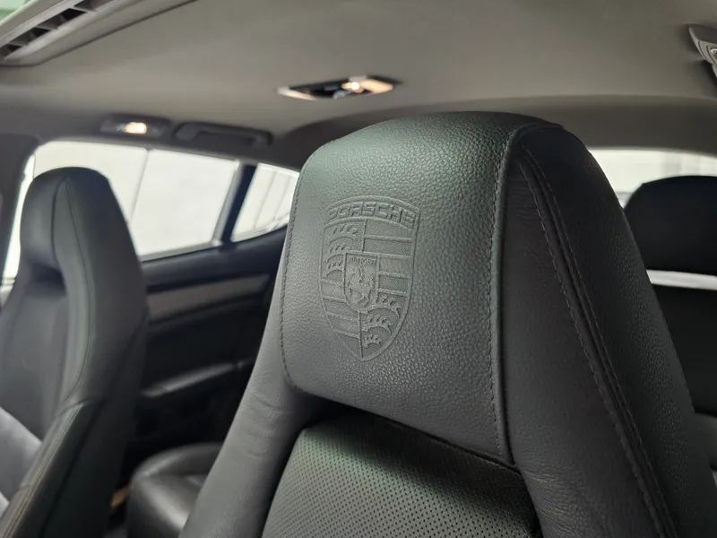 Porsche Panamera foto 28
