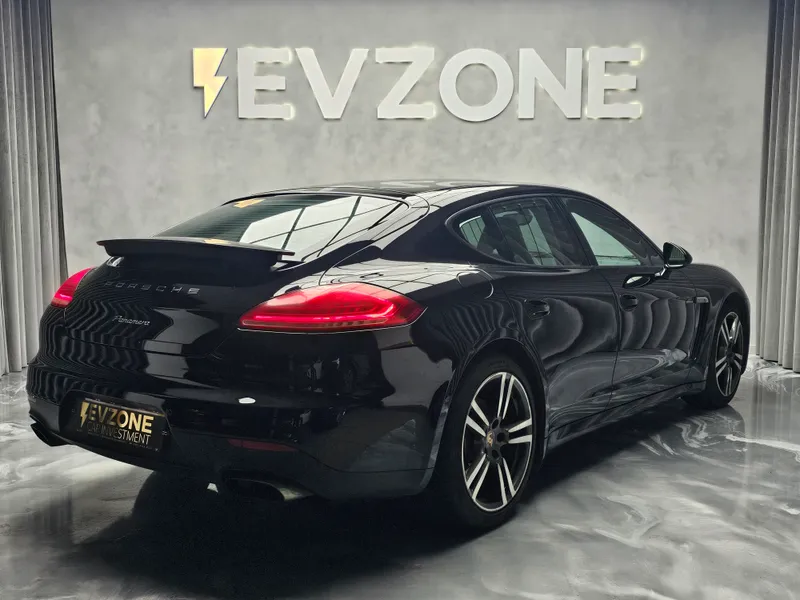 Porsche Panamera foto 6