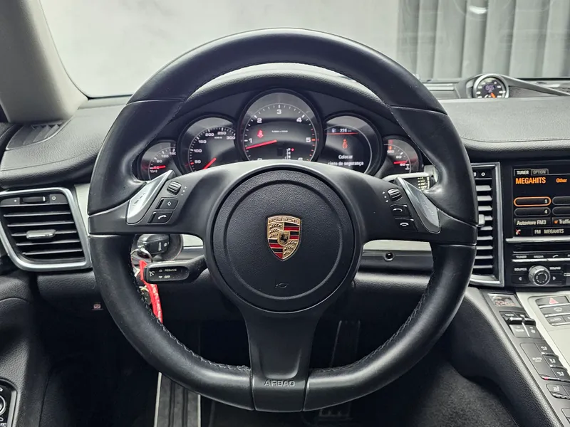 Porsche Panamera foto 11