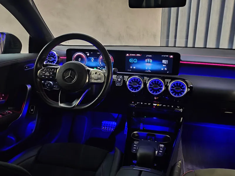 Mercedes Benz CLA 250 foto 13