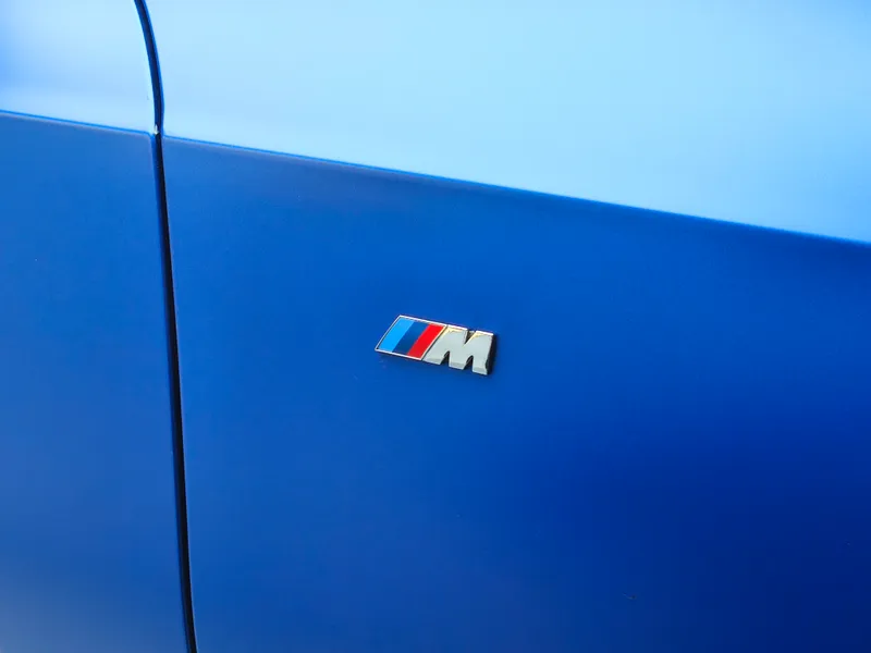 BMW 330 foto 28