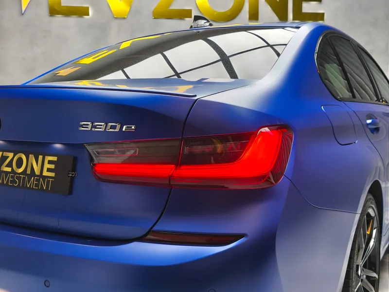 BMW 330 foto 26