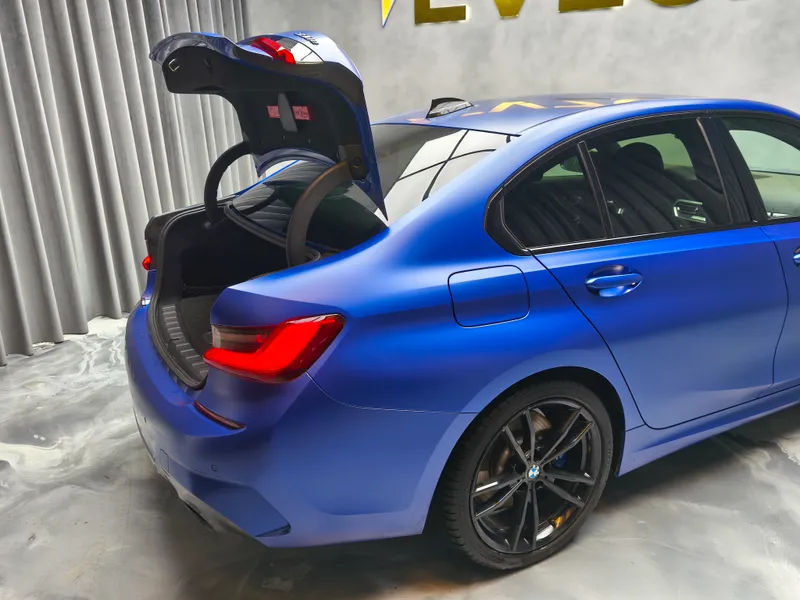 BMW 330 foto 25