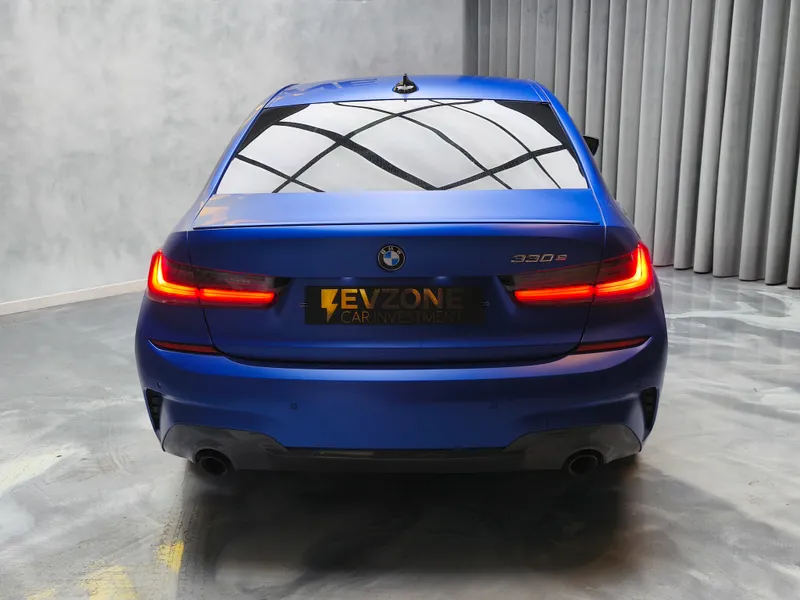 BMW 330 foto 5