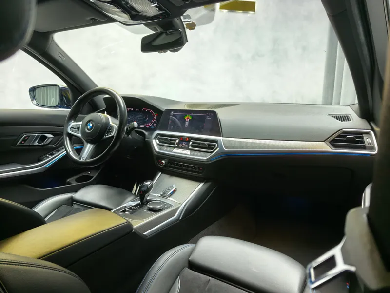 BMW 330 foto 9