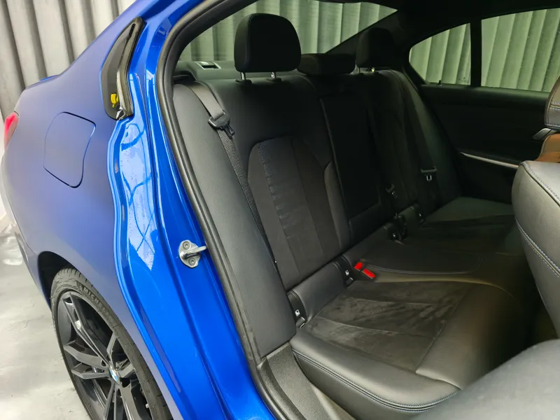 BMW 330 foto 19