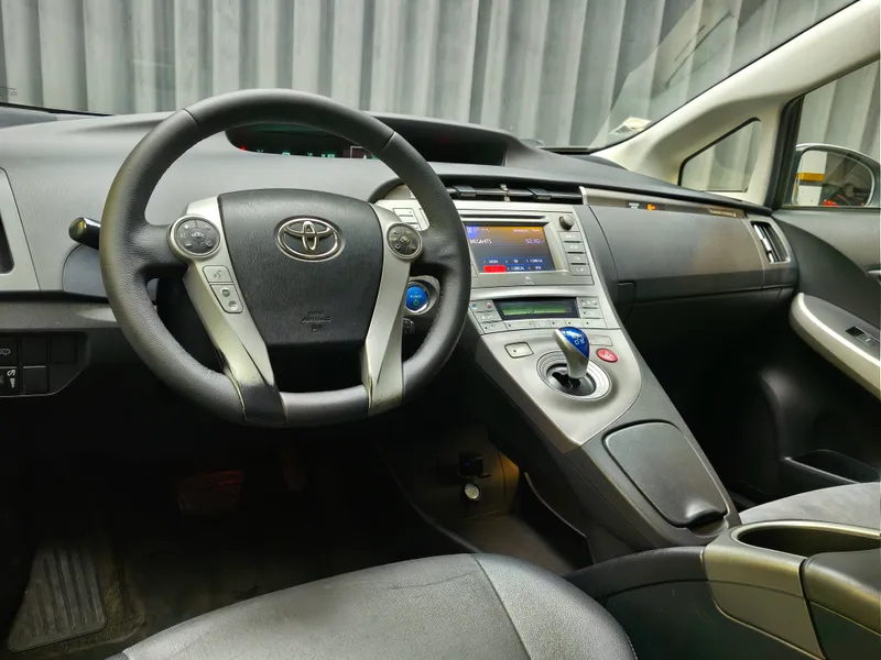 Toyota Prius foto 7