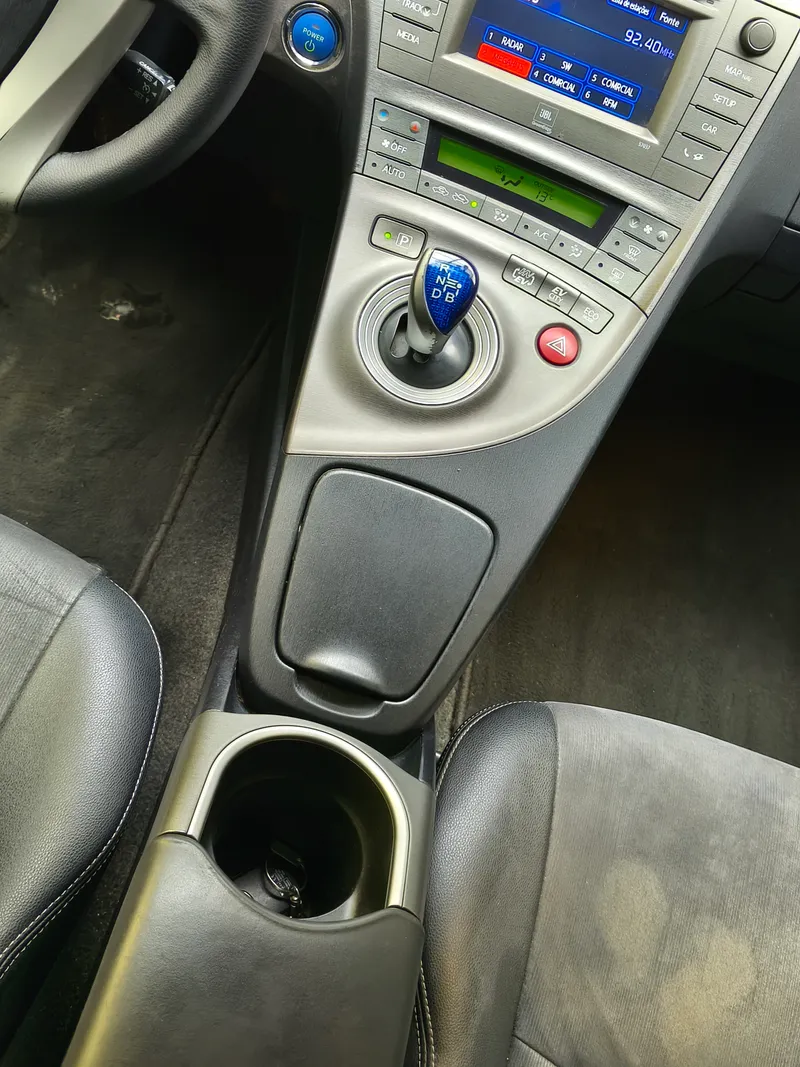 Toyota Prius foto 14