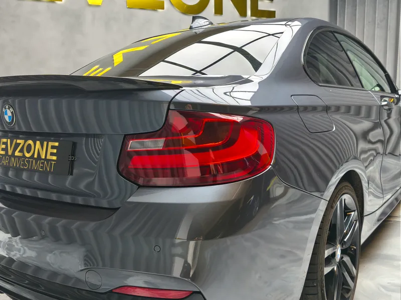 BMW 225 foto 23