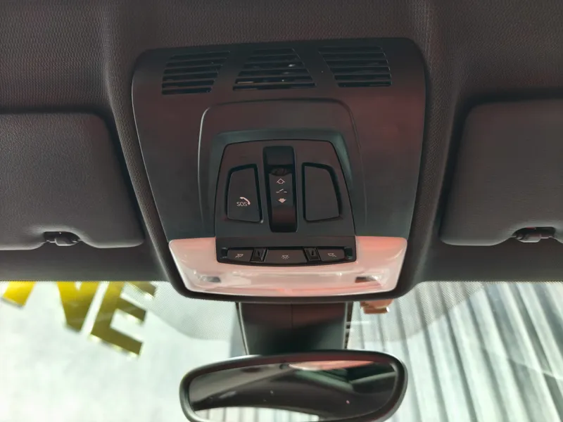BMW 225 foto 25