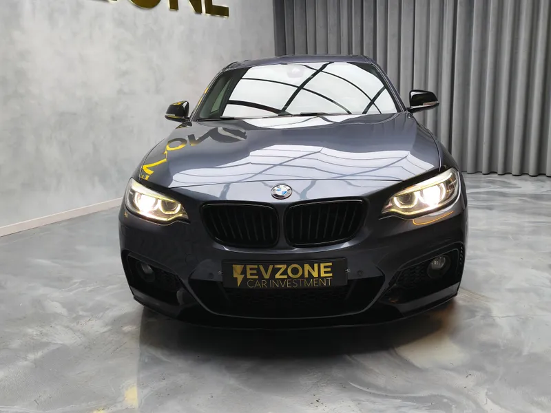 BMW 225 foto 2