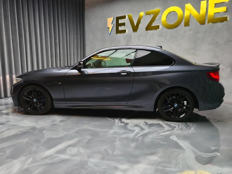 BMW 225 foto 6