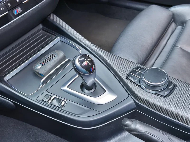 BMW M2 foto 15