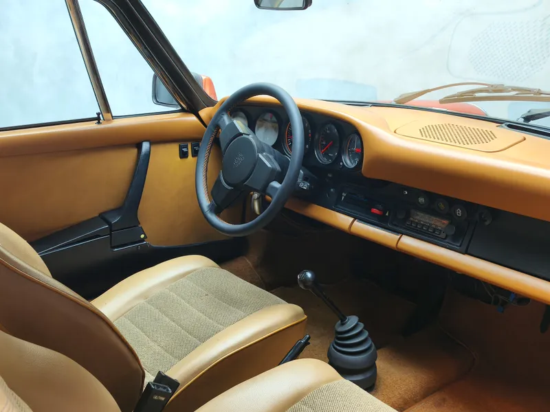 Porsche 911 Série G foto 11