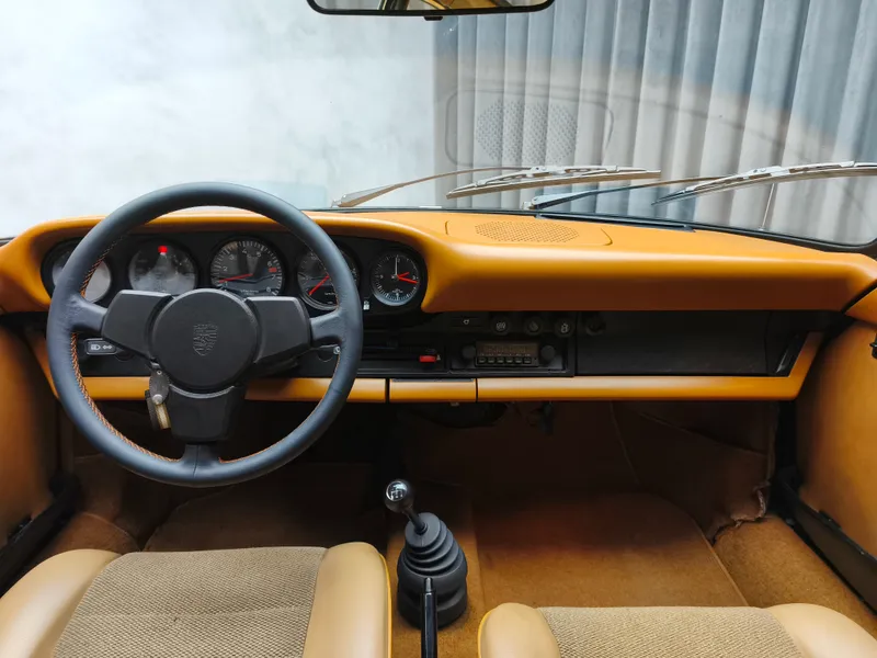 Porsche 911 Série G foto 12