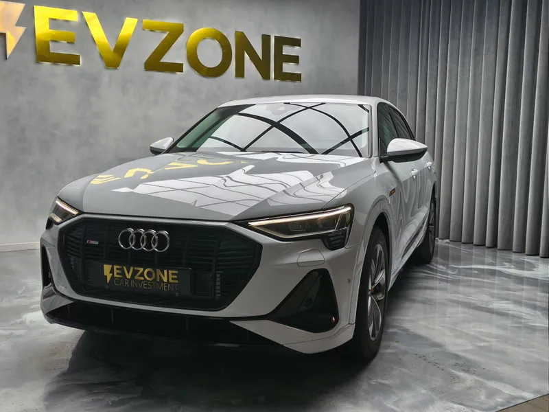Audi e-tron foto 3