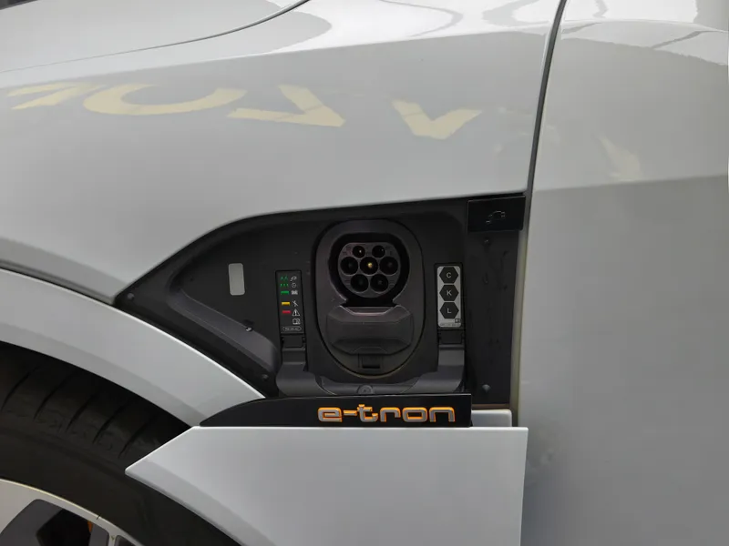 Audi e-tron foto 29