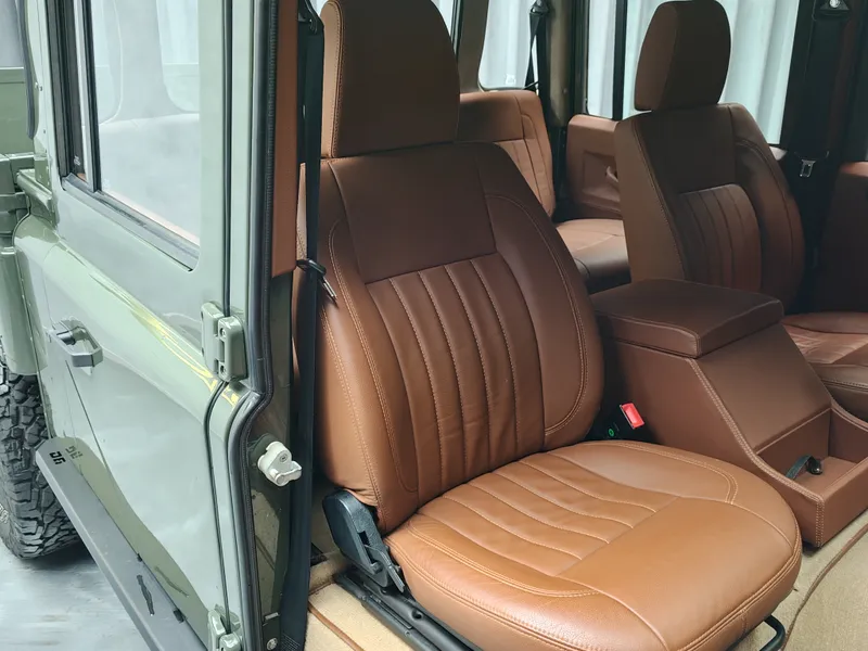 Land Rover Defender foto 18