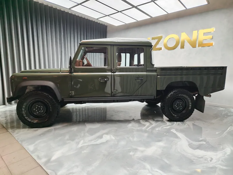 Land Rover Defender foto 5