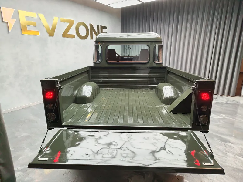 Land Rover Defender foto 8