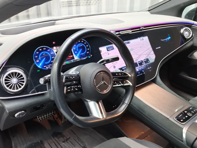 Mercedes Benz EQE foto 8