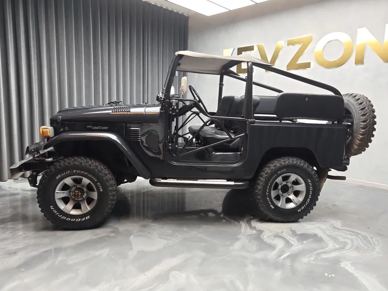 Toyota Land Cruiser foto 4