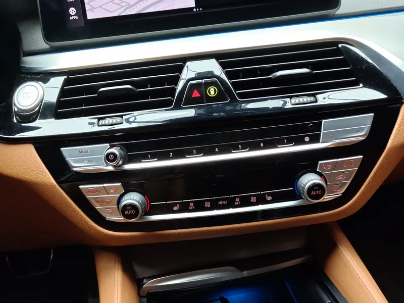 BMW 530 foto 15