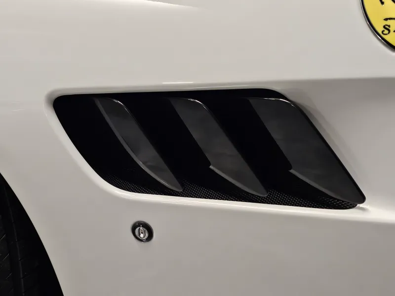 Ferrari GTC4 Lusso foto 38