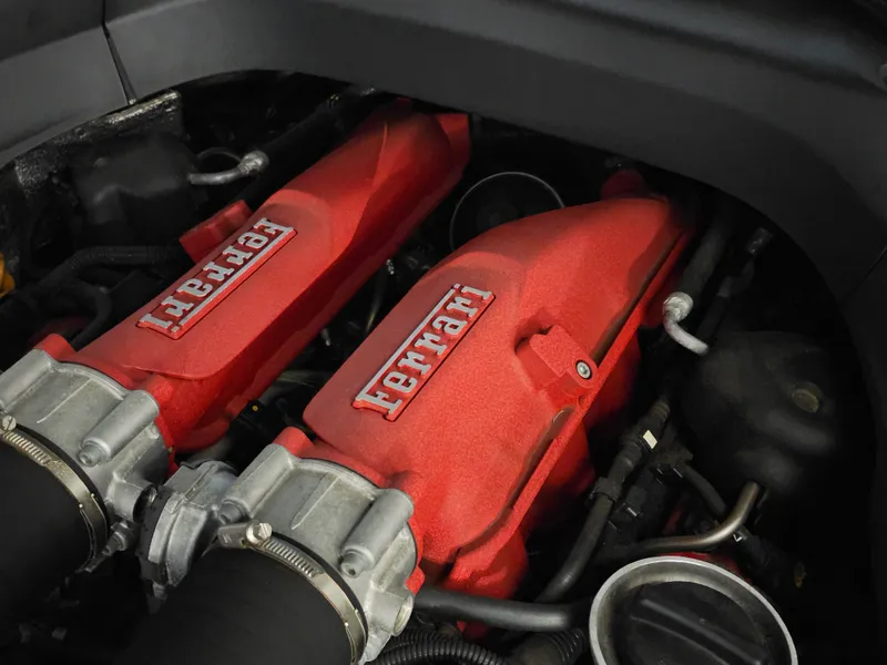 Ferrari GTC4 Lusso foto 46