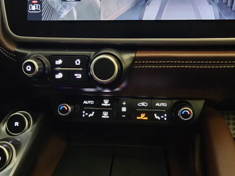 Ferrari GTC4 Lusso foto 19