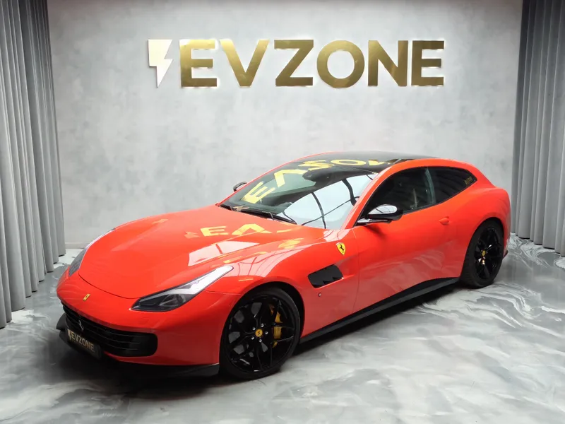 Ferrari GTC4 Lusso