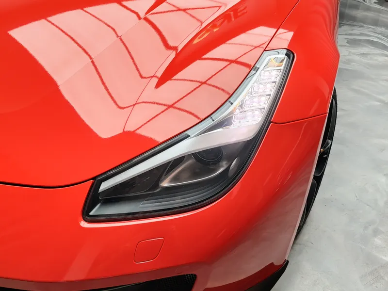 Ferrari GTC4 Lusso foto 39