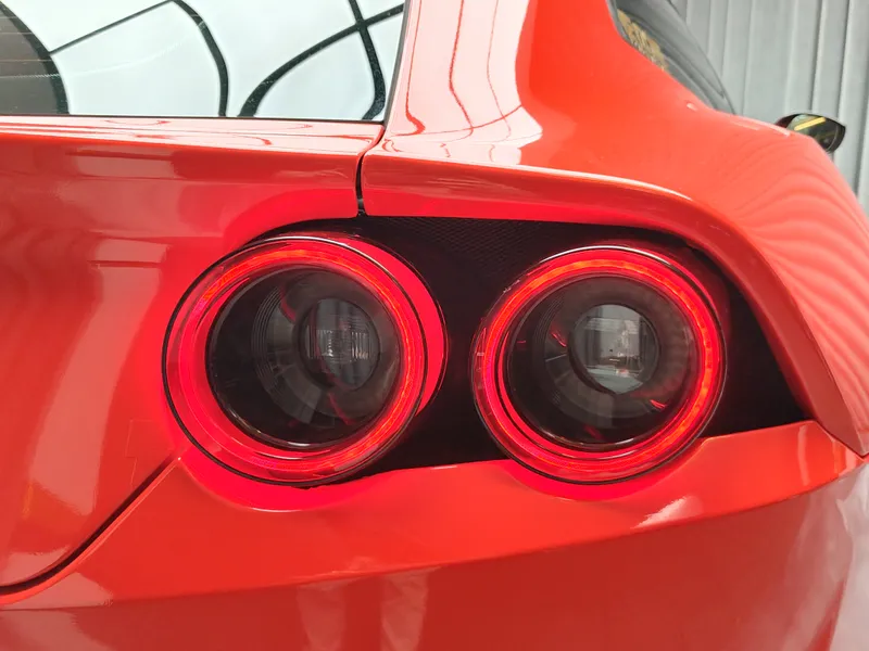 Ferrari GTC4 Lusso foto 43