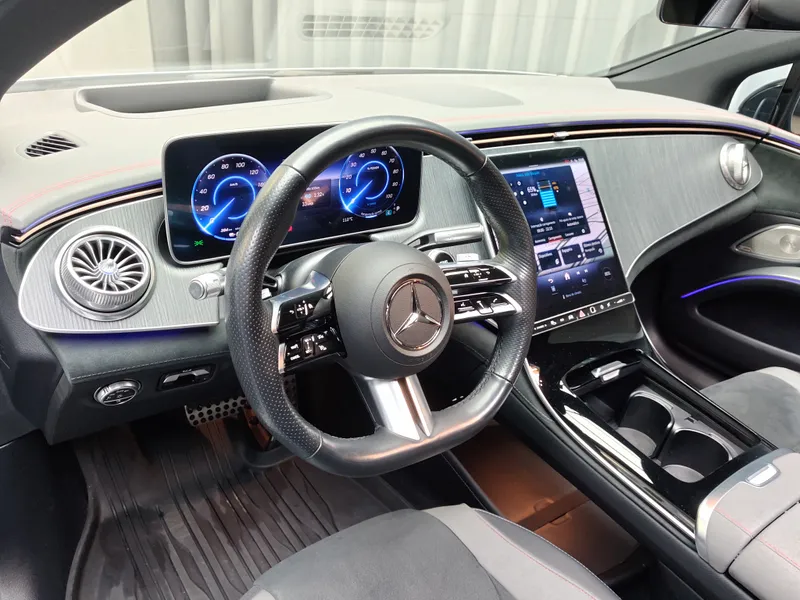 Mercedes Benz EQS foto 9