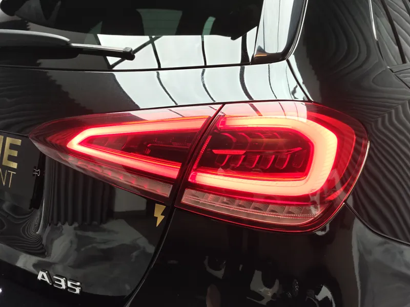 Mercedes Benz A 35 AMG foto 21
