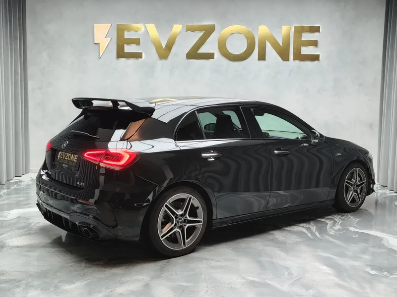 Mercedes Benz A 35 AMG foto 7