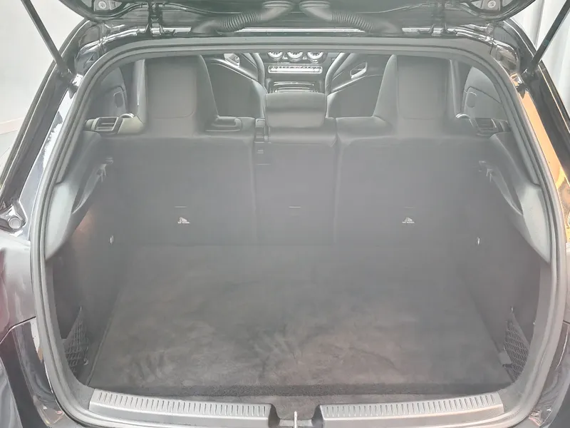 Mercedes Benz A 35 AMG foto 25
